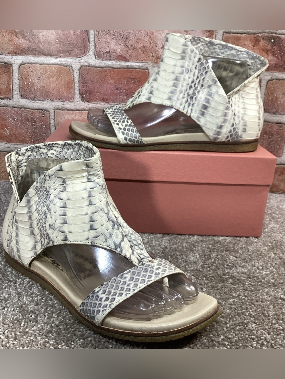 Donald j Pliner Galla womens Python reptile bootie Sandals size 7